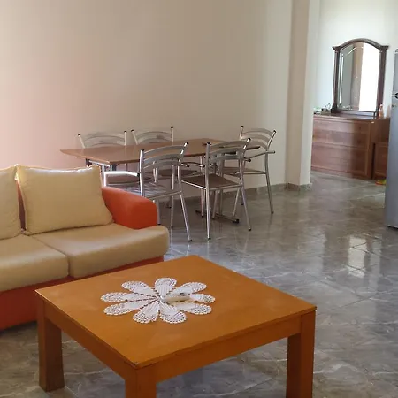 Aparthotel *